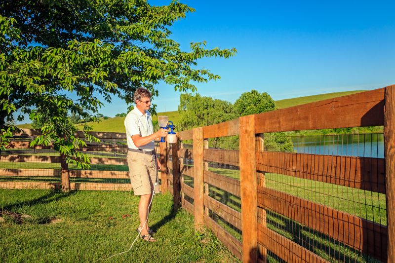 Fence Painting Or Staining
